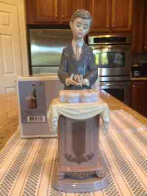 Lladro 6172 Coming Of Age w/ Original Box - Brand New Condition