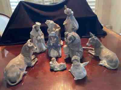 CHRISTMAS LLADRO LARGE NATIVITY SET 5400 SeriesÂ  (Complete Set ) $3995