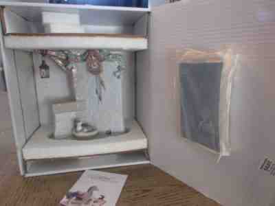 LLADRO FIGURINE 6895 IT'S ALMOST TIME SANTA'S MAGICAL WORKSHOP DAISA 2002 SPAIN