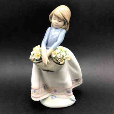 Rare And Collectible Lladro : 5467 Value Guide - Price List