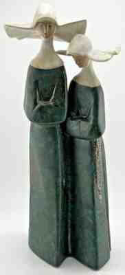 LLADRO FIGURINE TWO NUNS 2075 - RETIRED - FULGENCIO GARCIA