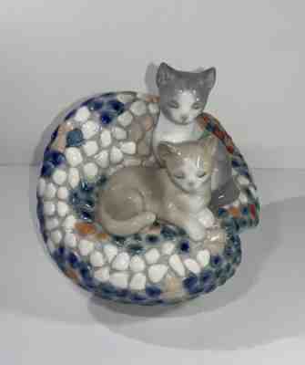 Lladro  ??Modernism ? #6664 Cats On Mosaic Chair Rare Porcelain Figurine  ??Mint ?