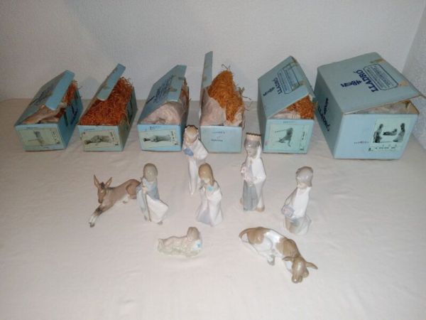 Llardo Children's Nativity Set 1971-1974 Mary Joseph Jesus King Cow Donkey