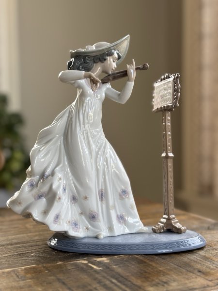 Lladro Figurine 6243 "SWEET SYMPHONY" Retired 2004 Girl with Violin Music Stand