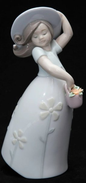 Rare And Collectible Lladro : Girl Daisy Lladro Value Guide