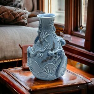 Lladro 20HS2 Blue Dragon Bud Vase Daisa 2005 Original Box Made in Spain 6.5 in