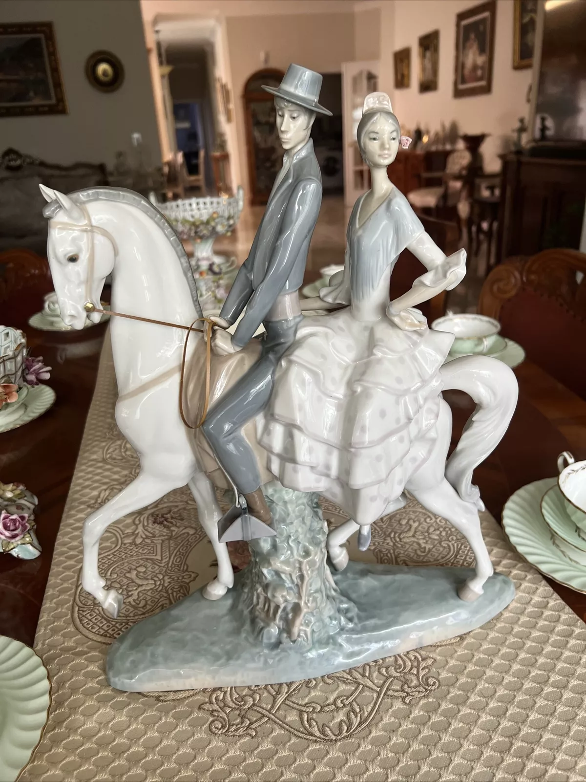 LLADRO VINTAGE RARE LARGE FIGURINE 