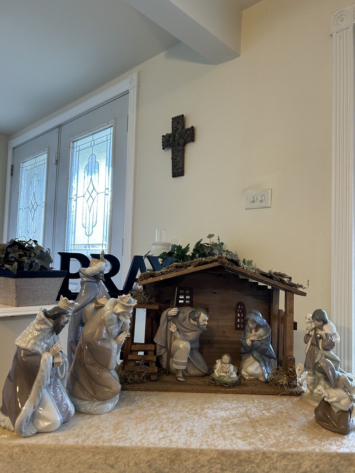 Lladro Nativity Set 8 Figurines Plus Manger Boxes Mint #5476 Series Fast Ship!