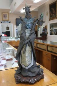 ★ リヤドロ　LLADRO 裸婦 NUDE　Full Body Statue Nude with shawl. Metallic Sculpture | Lladró® USA