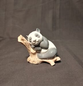 LLADRO リヤドロ　Lucky Panda 元箱台付き　※絶版 未使用保管品 Rare And Collectible Lladro : Panda Value Guide - Price List
