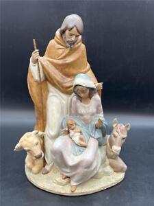 Lladro Joyful Event 12293 Nativity Statue Figurine Mary Joseph Baby Jesus Retire