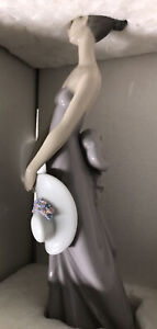 LLADRO 05598 Dama Anorante Bride's Maid!OG original Box! Boxed!Retired 2007!NIB