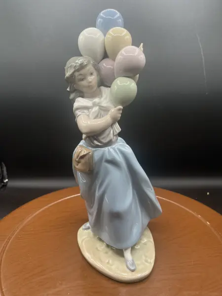 Rare And Collectible Lladro : Balloon Seller Lladro Value Guide