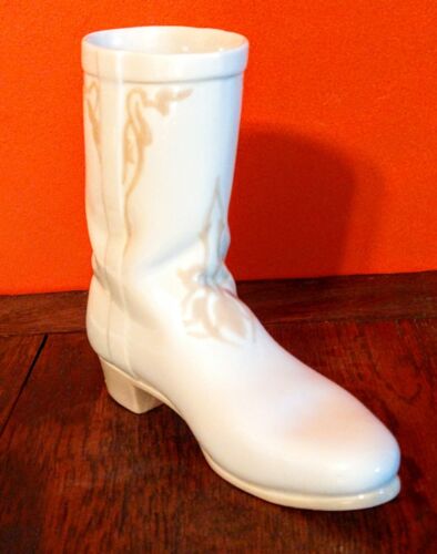 New LLadro Cowboy Boot Figurine 1972 Retired VERY RARE No US Distribution WoW!