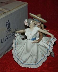 LLADRO Porcelain MEXICAN DANCERS #5415 In Original Box! Made in Spain