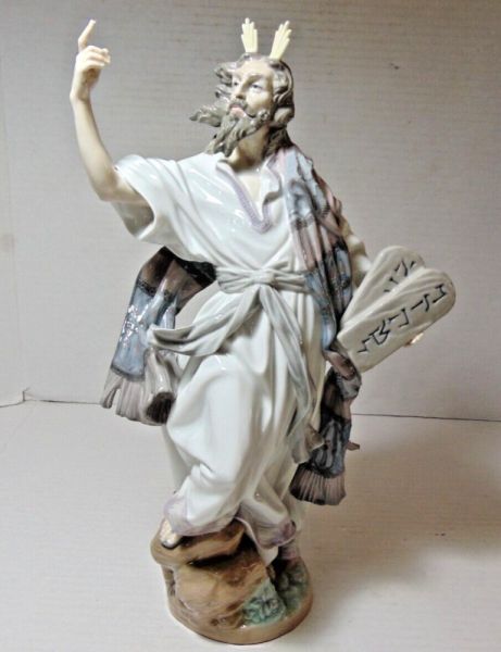 Lladro #5933 The Ten 10 Commandments 15.5
