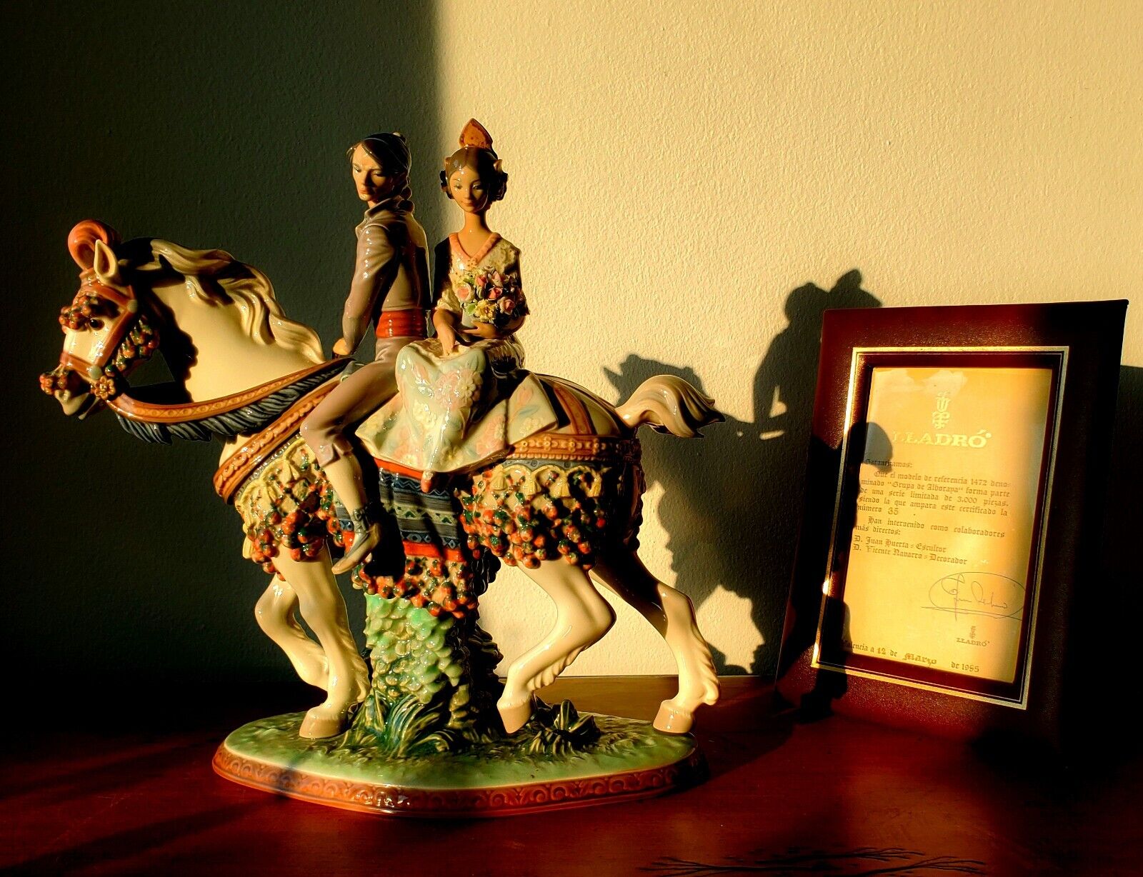 Lladro 1472 Valencian Couple on Horse Princess Prince w Flowers Limited Lladro!!