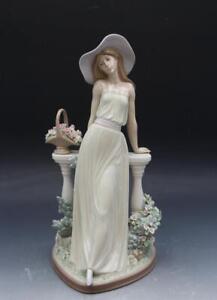 Rare And Collectible Lladro : Lladro Daisa 1983 Value Guide