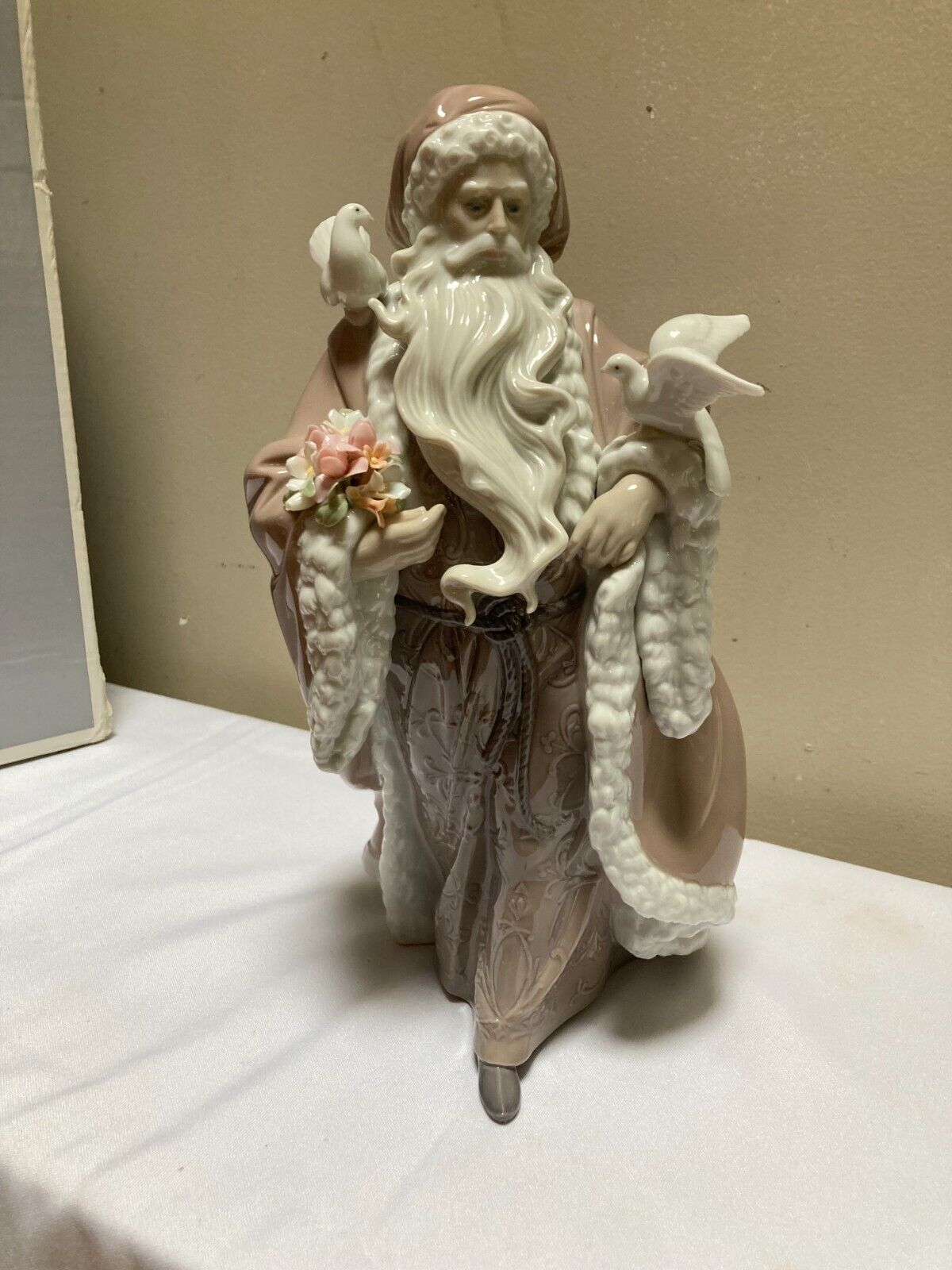 Lladro Father Christmas #1890 Signed/Numbered Pristine Condition with box Rare