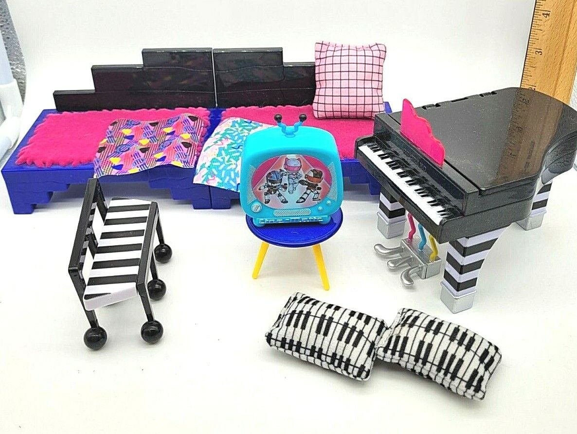 LOL Surprise OMG DOLL HOUSE Grand Piano Bunk Bed Music Bench Pillows couch Set