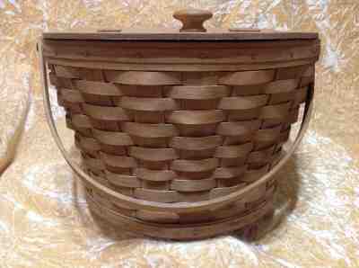 Longaberger VINTAGE SEWING BASKET WITH ATTACHED LID ~ 1986