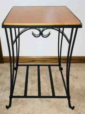 Longaberger Wrought Iron Side / End Table w/ Woodcrafts Shelf Top Classic Stain