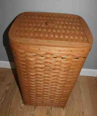 VINTAGE 1993 LONGABERGER BASKETS HANDWOVEN DRESDEN, OH USA LARGE LAUNDRY HAMPER