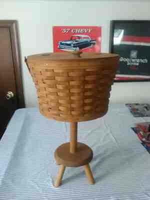 Longaberger Vintage 1986 Sewing Basket, Moveable handle & Stand