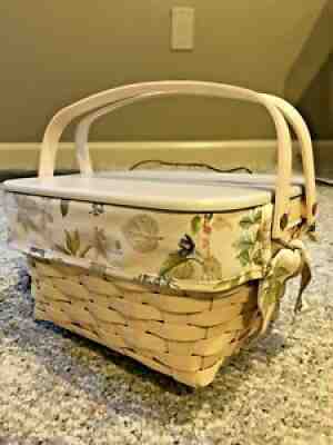 LONGABERGER Sewing Basket RARE GORGEOUs With Liner And Dividers. EUC Vintage shops