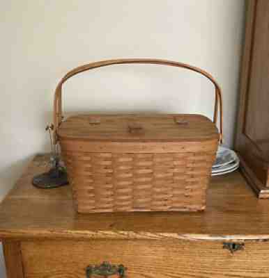 Longaberger Large Picnic Basket with Hinged Lid - 1992 14.75"x9.25" 7.5â?