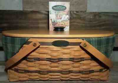 Longaberger Traditions Collection Generosity Basket Family Tradition Plaid Liner