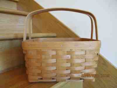 Longaberger Cake Basket with Riser 1995 Classic very useful *shipping included!*