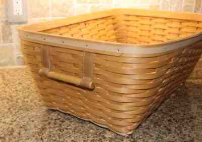 Longaberger 2013 Huge Large Ware Laundry Basket with wood dowel handles 23x17x9