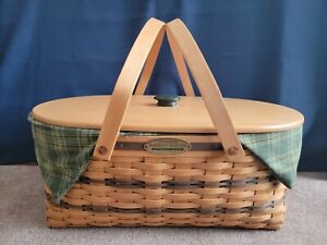 Longaberger 1999 Traditions Generosity Basket w/Liner, Lid and Protector