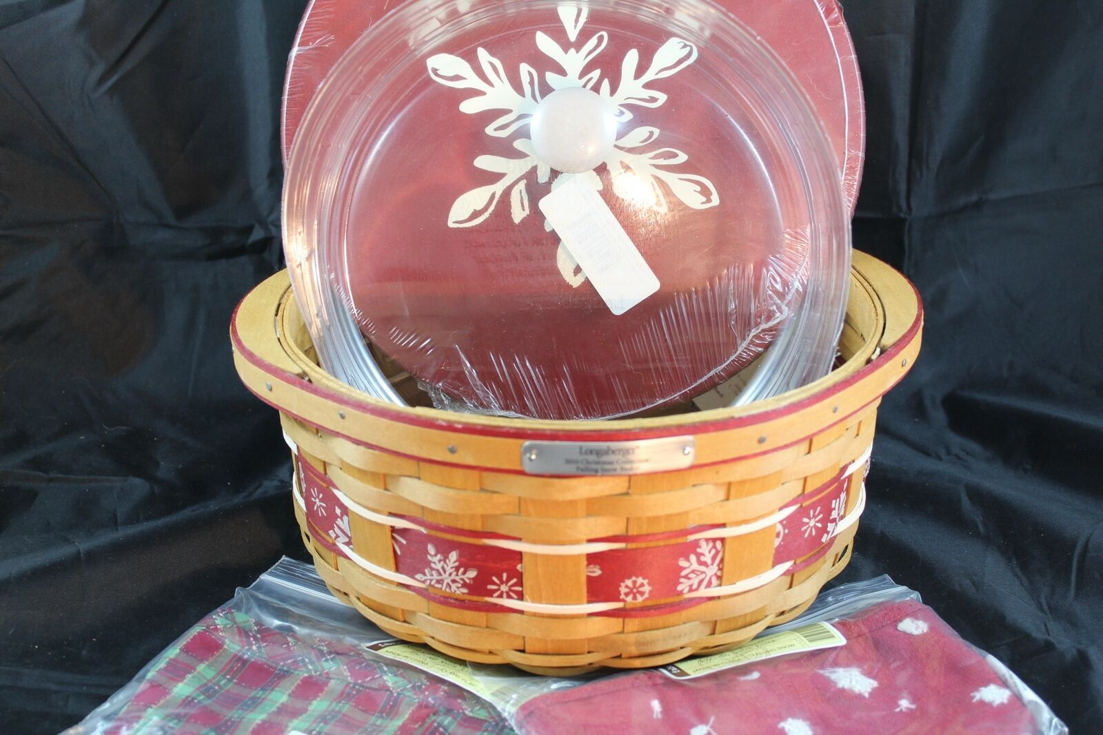 Longaberger 2010 Christmas Collection Customer Red Falling Snow Basket Combo