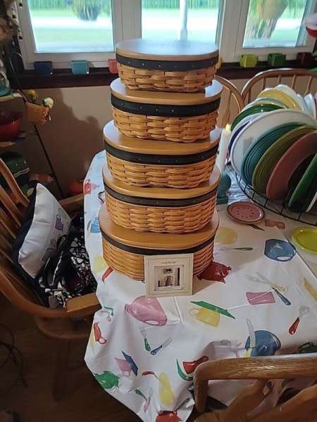 Longaberger Collectors Club Harmony Set Of 5 Stackable Baskets With Lids And Pro