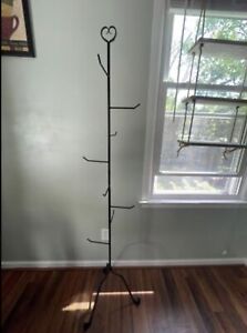 Large Wrought Iron Basket Tree Stand Holder Hanger Display Floor Rack Heart 8Arm