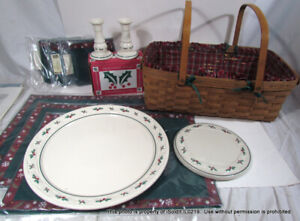 LOT CHRISTMAS LONGABERGER CAKE PLATE, POTTERY TRIVET, 1986 GATHERING BASKET +