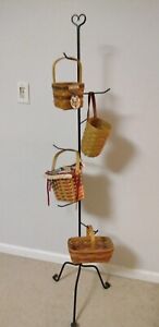 Longaberger Wrought Iron 8 Arm Basket Display Holder Tree Floor Stand w/Heart