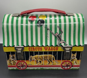 VINTAGE AMERICAN THERMOS COMPANY CIRCUS WAGON DOME TOP  TIN LUNCH BOX W/ THERMOS