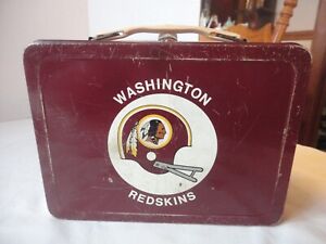 Vintage Washington Redskins 1970 Metal red Lunchbox with Thermos Lunch Box logo