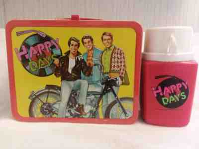 VINTAGE NR. MINT/ UNUSED 1976 FONZ HAPPY DAYS METAL LUNCHBOX & THERMOS 