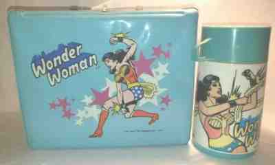 VINTAGE ALADDIN VINYL WONDER WOMAN LUNCHBOX AND THERMOS 1977