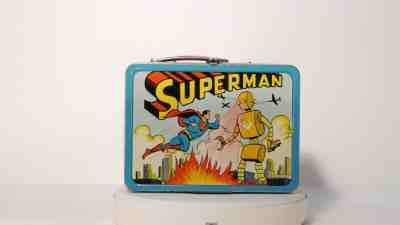 ADCO 1954 SUPERMAN METAL LUNCH BOX VERY RARE COLLECTORS ITEM SUPER VINTAGE
