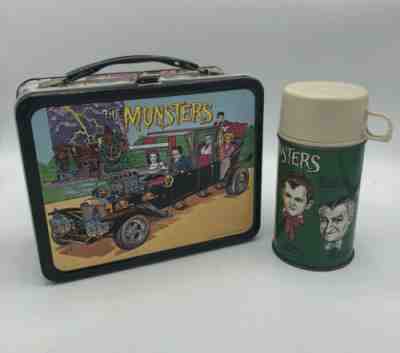 VINTAGE THE MUNSTERS LUNCHBOX & THERMOS 1965 KAYRO  LUNCH BOX *NICE CONDITION*