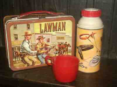 1961 VINTAGE RARE TIN LUNCHBOX SET LAWMAN JOHN RUSSELL & PETER BROWN THERMOS