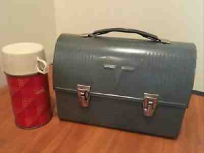 Vintage Thermos Brand V Victory Metal Lunch Box Work Pail Dome Top