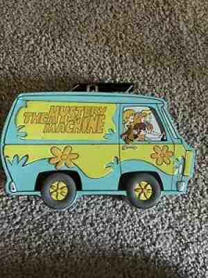 VINTAGE SCOOBY DOO MYSTERY MACHINE LUNCH BOX TIN GREAT CONDITION!!!