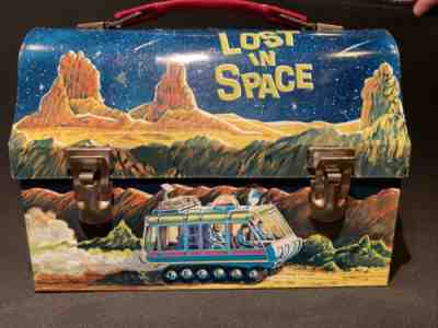Lost in Space Lunchbox w/ Thermos © 1967 Thermos - Collectables