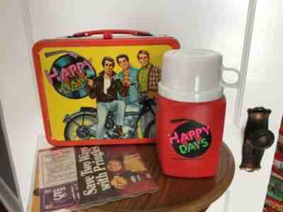 VINTAGE HAPPY DAYS LUNCHBOX AND THERMOS - UNUSED WITH PAPERS!!!!!